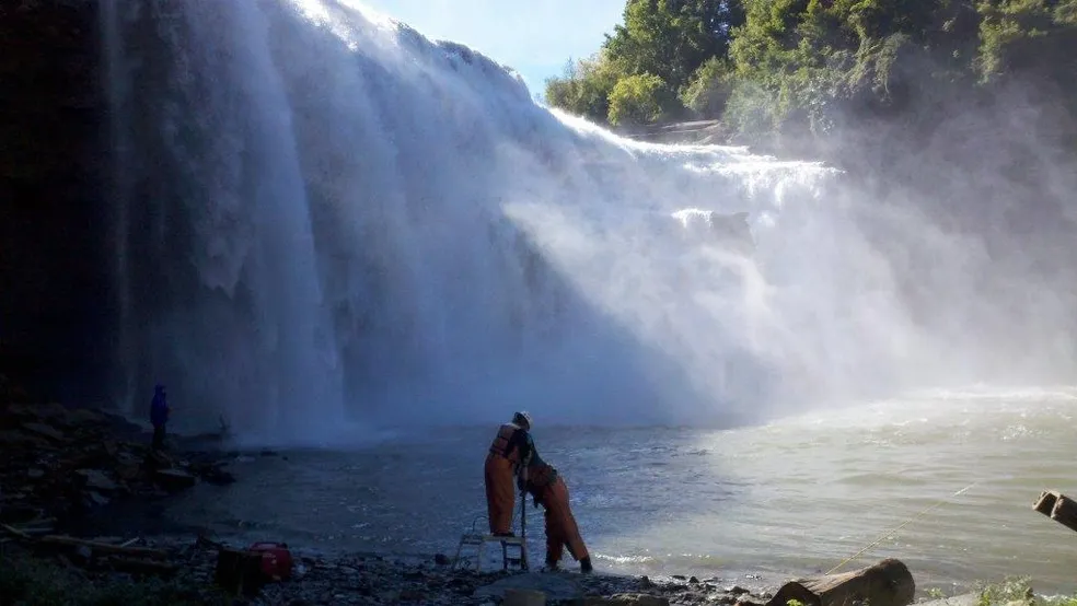 Vibracore collection — core tube being vibrated into the seabed